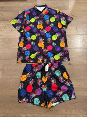 Men’s Pineapple Print vacation Set - Black Background